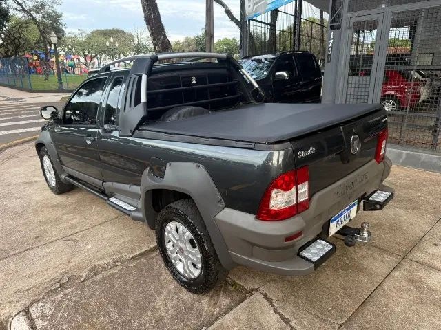 Fiat Strada Adventure 1.8/ 1.8 Locker Flex CE 2012 - Foto 4