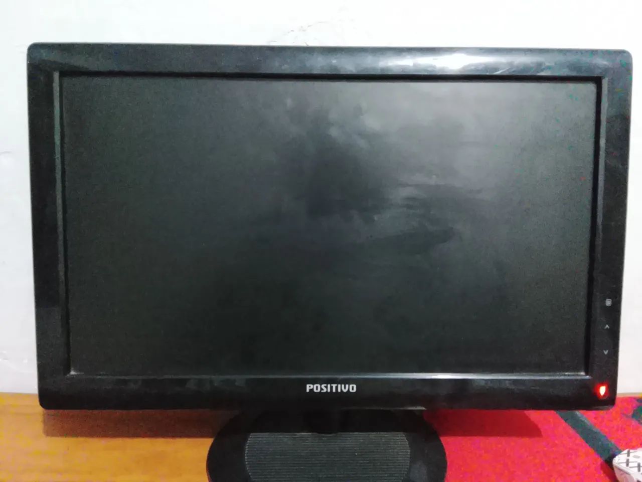 Vendo Monitor Positivo 24 Polegadas ( ler descrição )