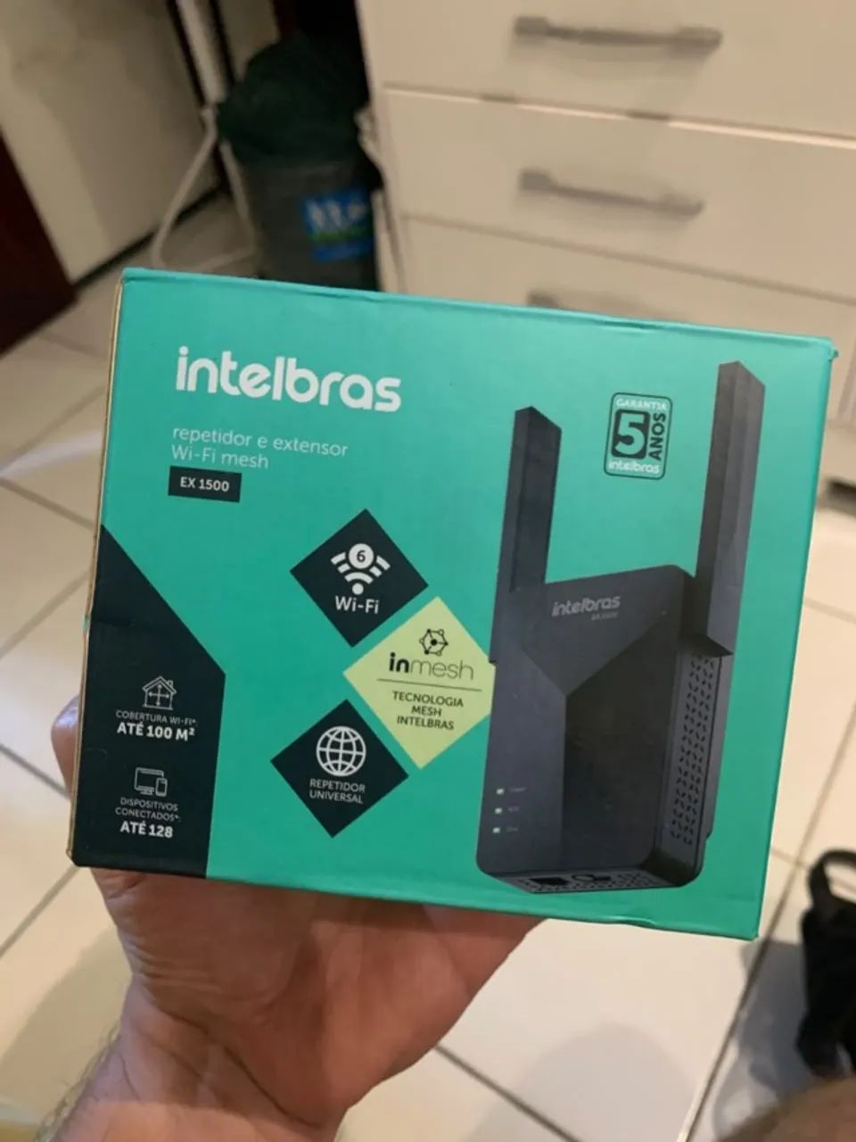 Repetidor de sinal e extensor Wifi Intelbras EX 1500