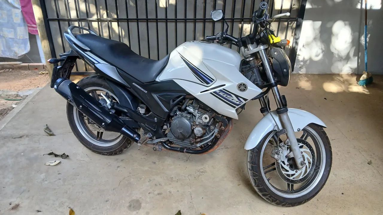 Fazer 250 - Foto 2
