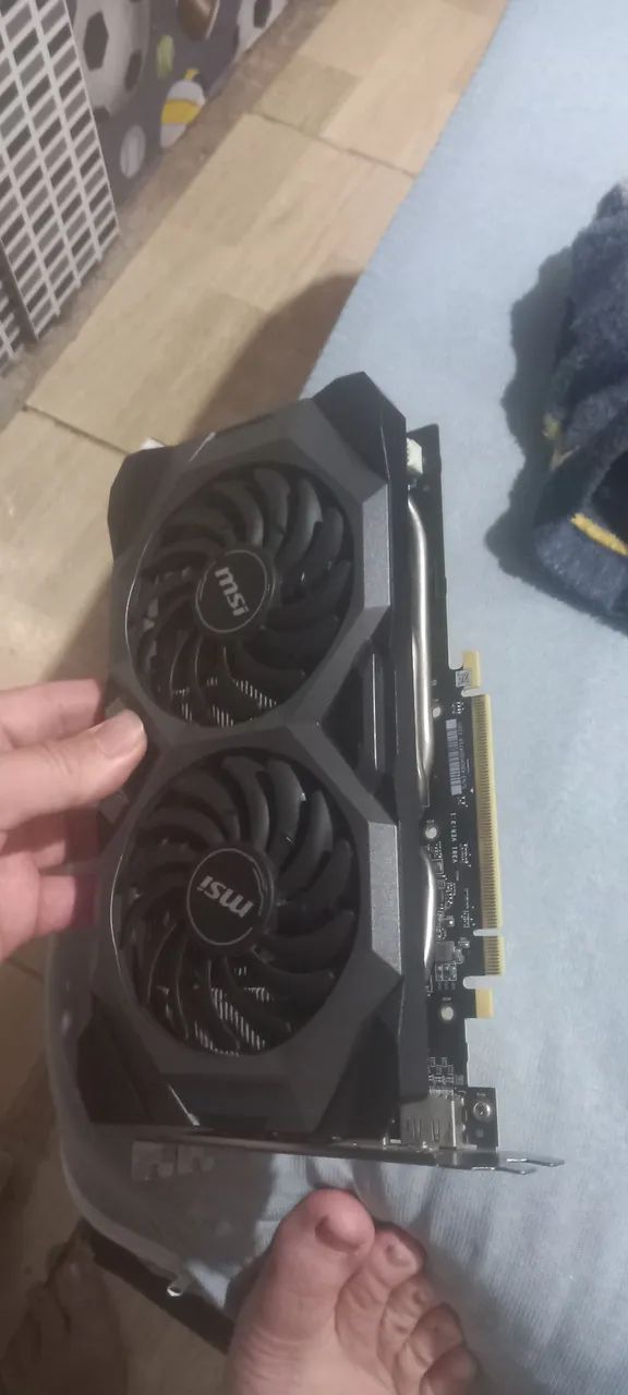 Rx 5700 com defeiro só da video quando quer - Foto 2