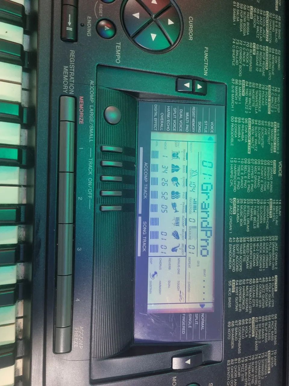 Teclado Yamaha PSR-520 Display NOVO - Foto 3