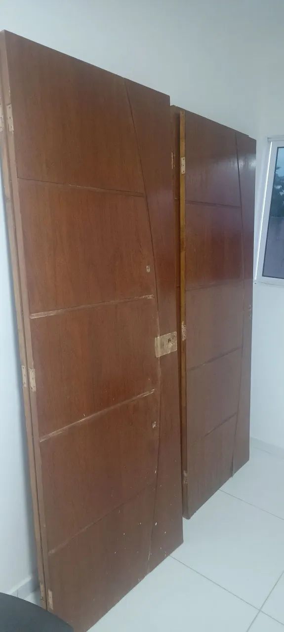 Portas usadas em ótimo estado 