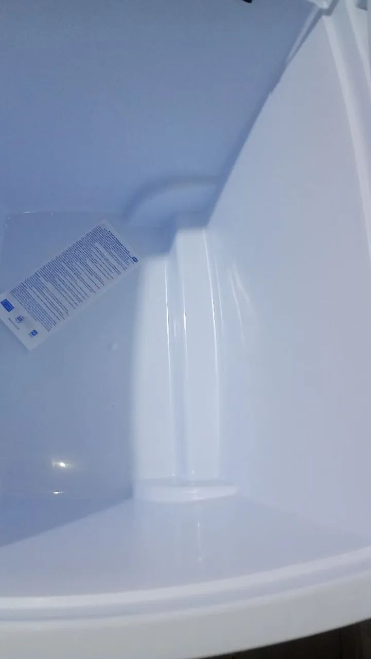 Caixa de térmica de 42 litros com rodinhas  - Foto 4