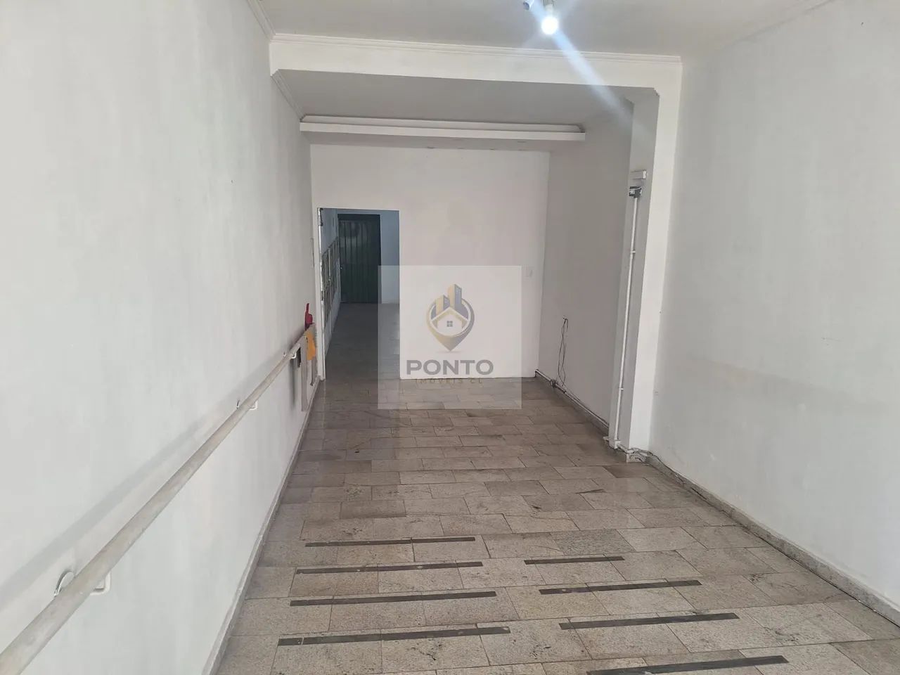 LOJA PARA LOCAÇÃO CENTRO - Foto 2