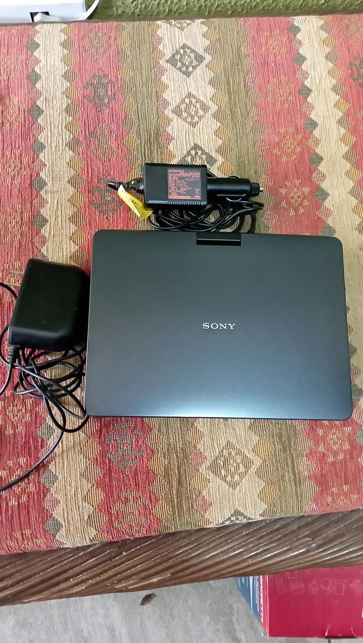 DVD portátil Sony DVP-FX 930.  9 polegadas  - Foto 2