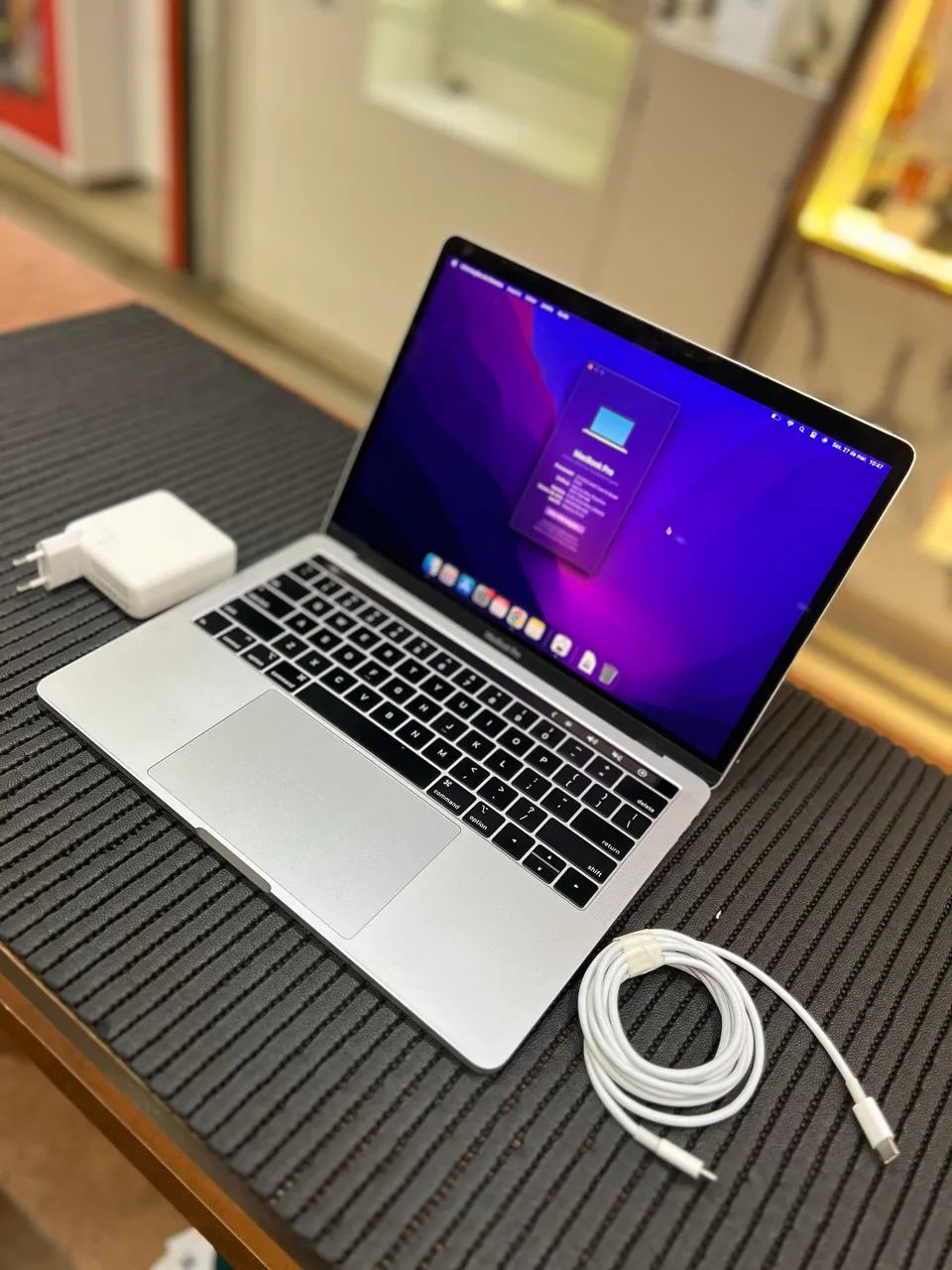 【やまと】MacBook Pro 2019 13インチ 8GB 256GB Macbook Pro 2019, 13.3'', I5, 8gb, Ssd-256gb - Touchbar | MercadoLivre