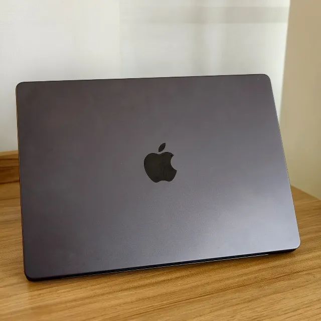 MACBOOK PRO 14 M3 PRO 18GB/1TB - 124 CICLOS - SPACE BLACK