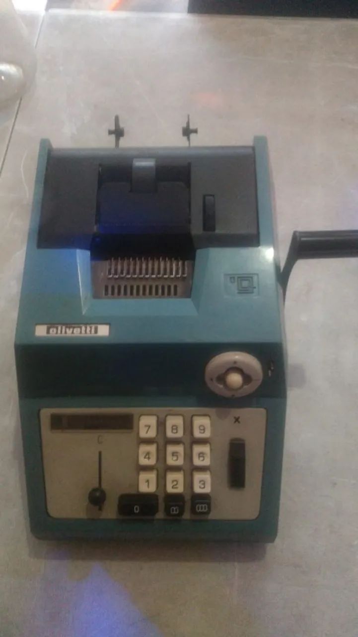 Olivetti Divissumma Accounting Calculator / Collector's Item