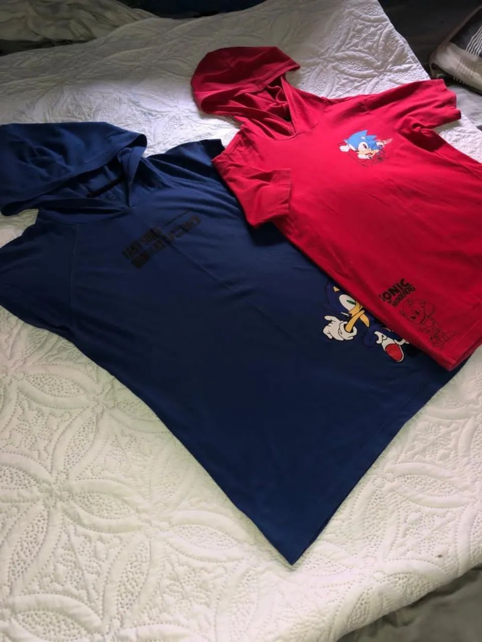 Camisas com capuz. 8/10 anos - Foto 3