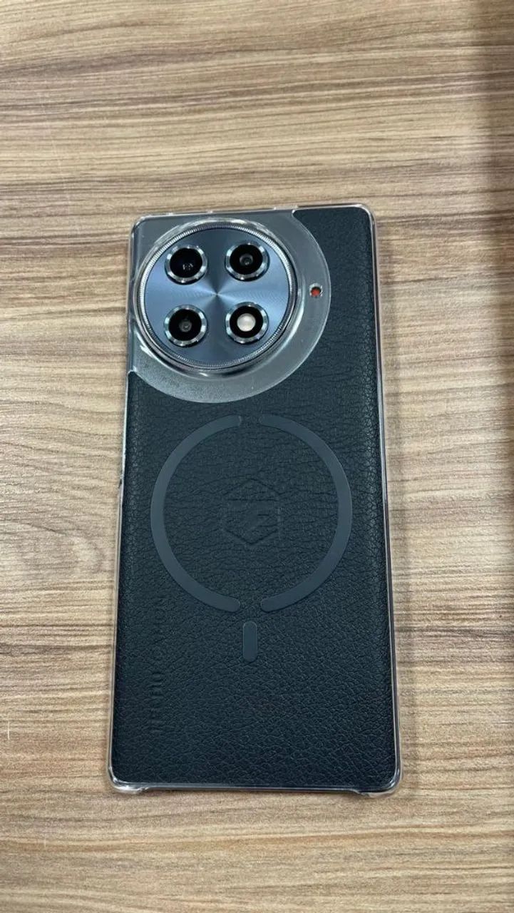 Vendo celular Tecno Camon 30S PRO - Leia a Descrição - Foto 2