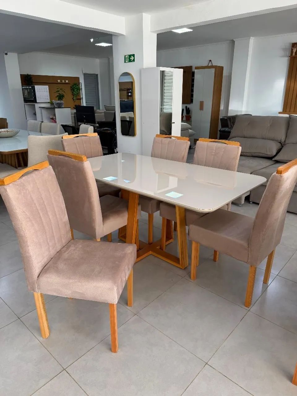 Mesa com 6 cadeiras estofadas, novas entrega rápida!