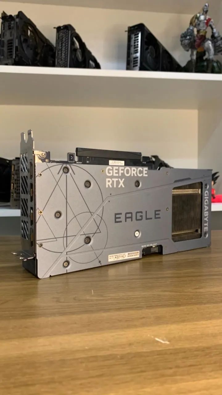 RTX 4070 GIGABYTE EAGLE - Foto 4