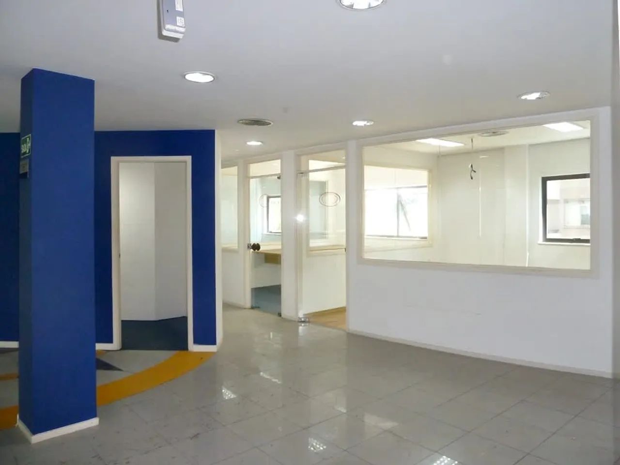 Loja na Rua Nelson Gama de Oliveira, 277  466 m² - Foto 2