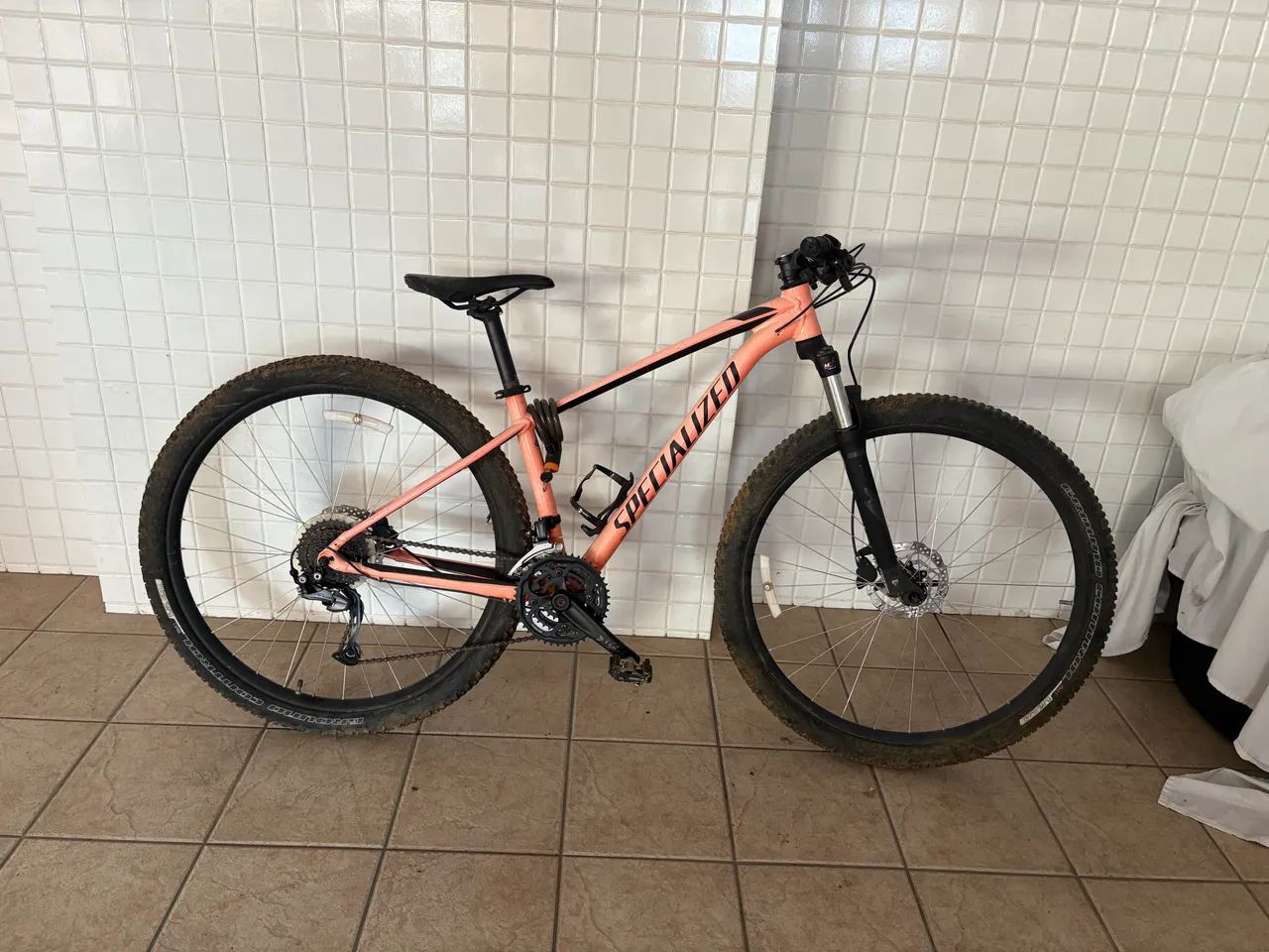 Bicicleta 29 Specialized 27v Acera