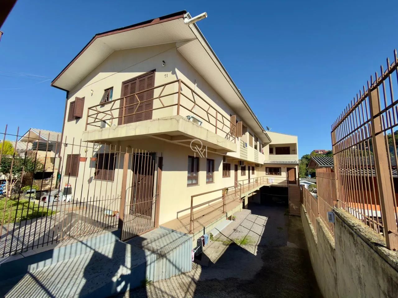Sobrado semimobiliado à venda com 2 quartos - Foto 2