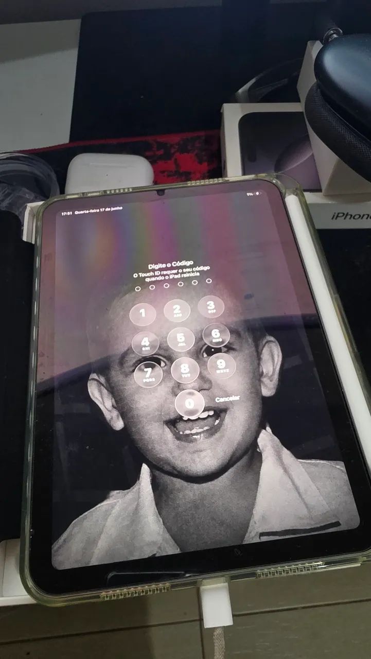 Ipad mini 6 com Apple pecil e Caixa