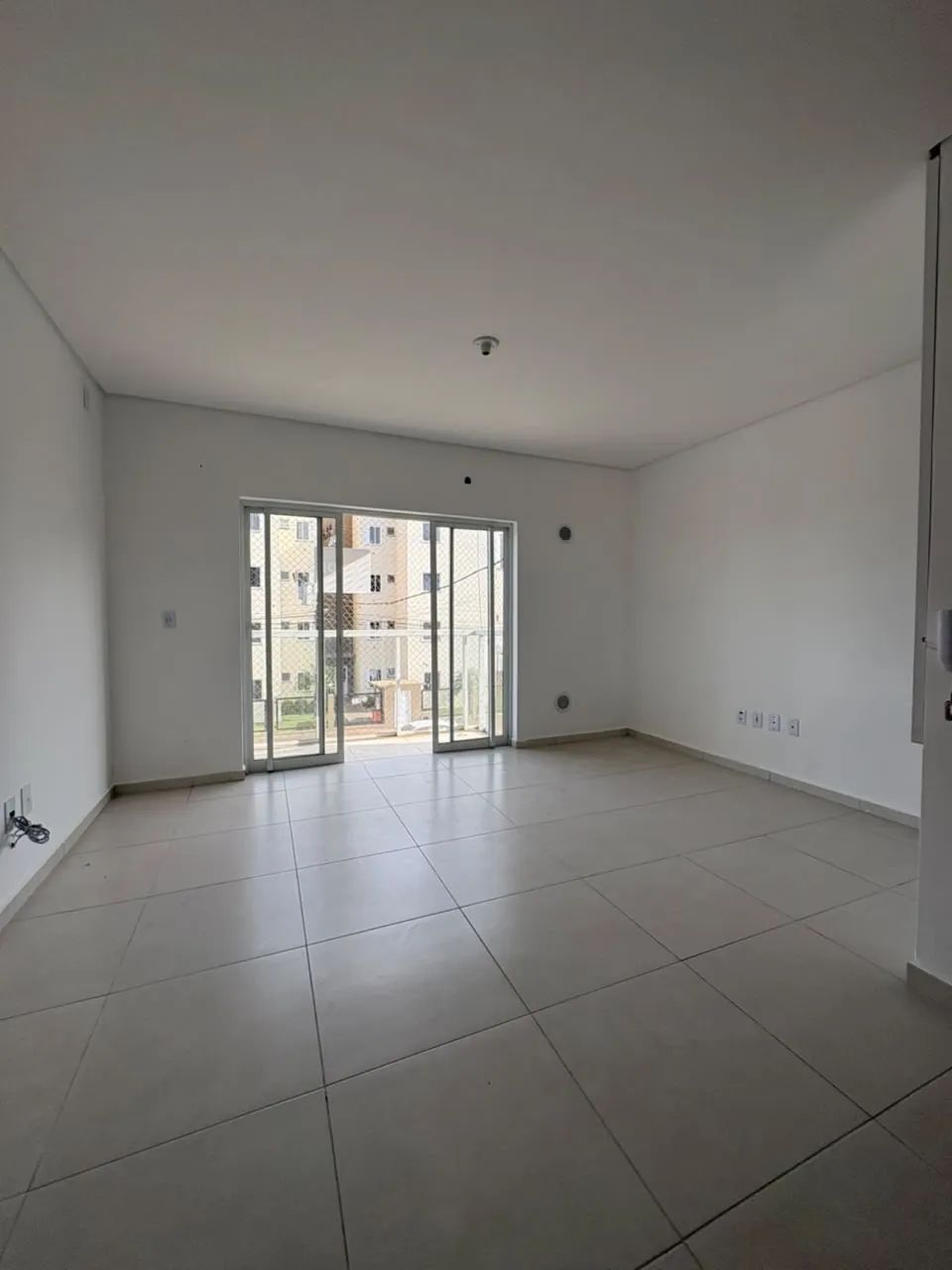APARTAMENTO - SEMIMOBILIADO - EFAPI - Foto 4