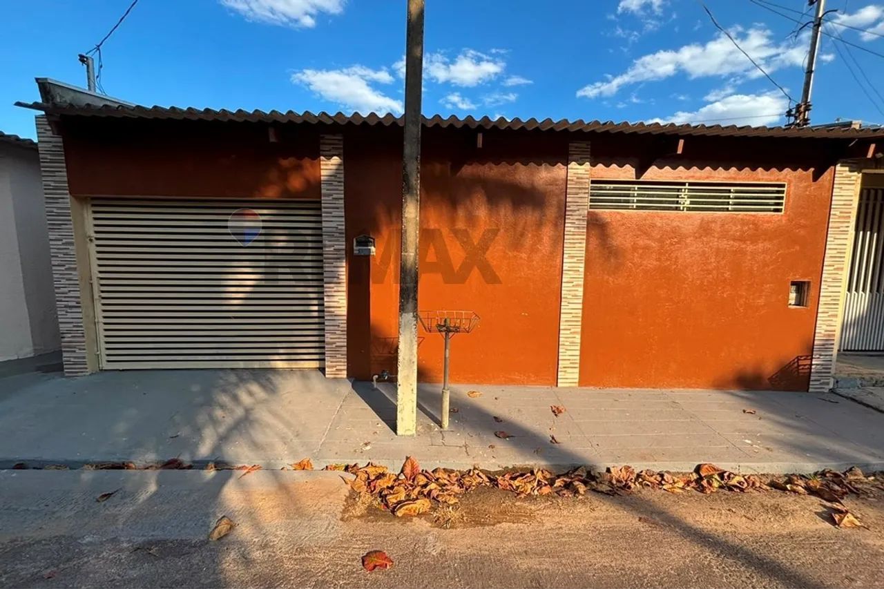 CASA AVERBADA NO JARDIM AMAZÔNIA  BNH
