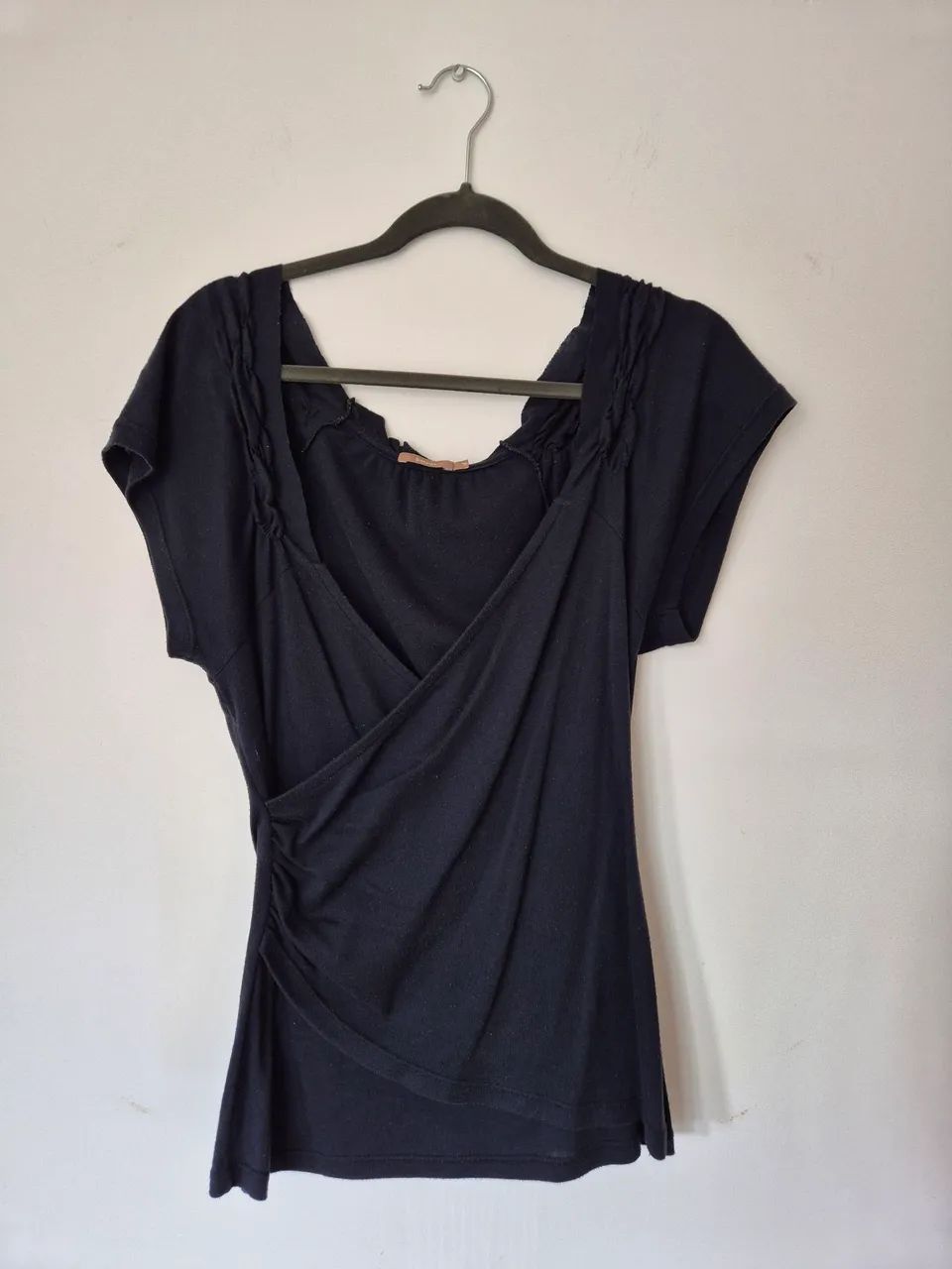 Blusa preta transpassada