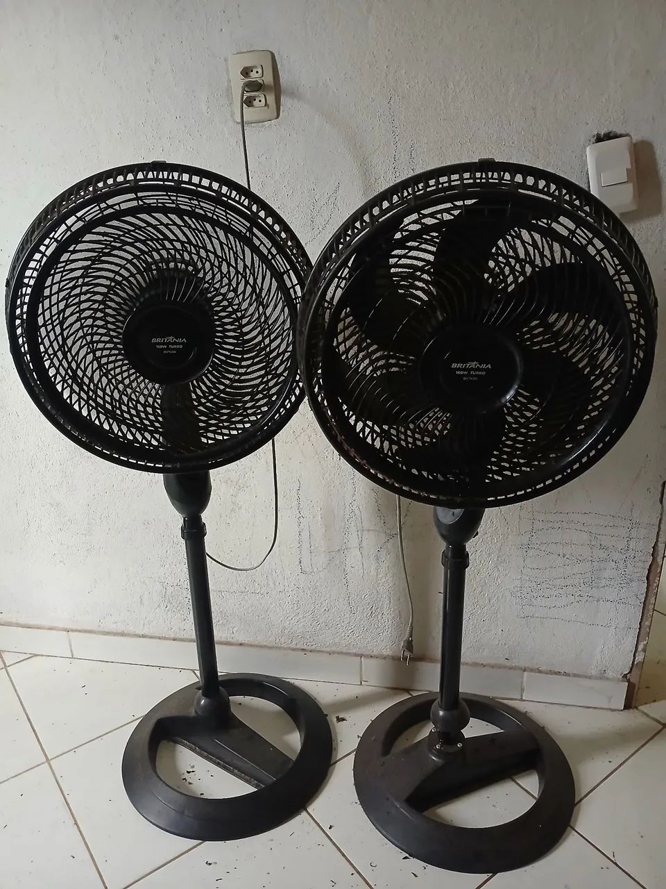 Ventilador Bivolt TURBO BRITANIA