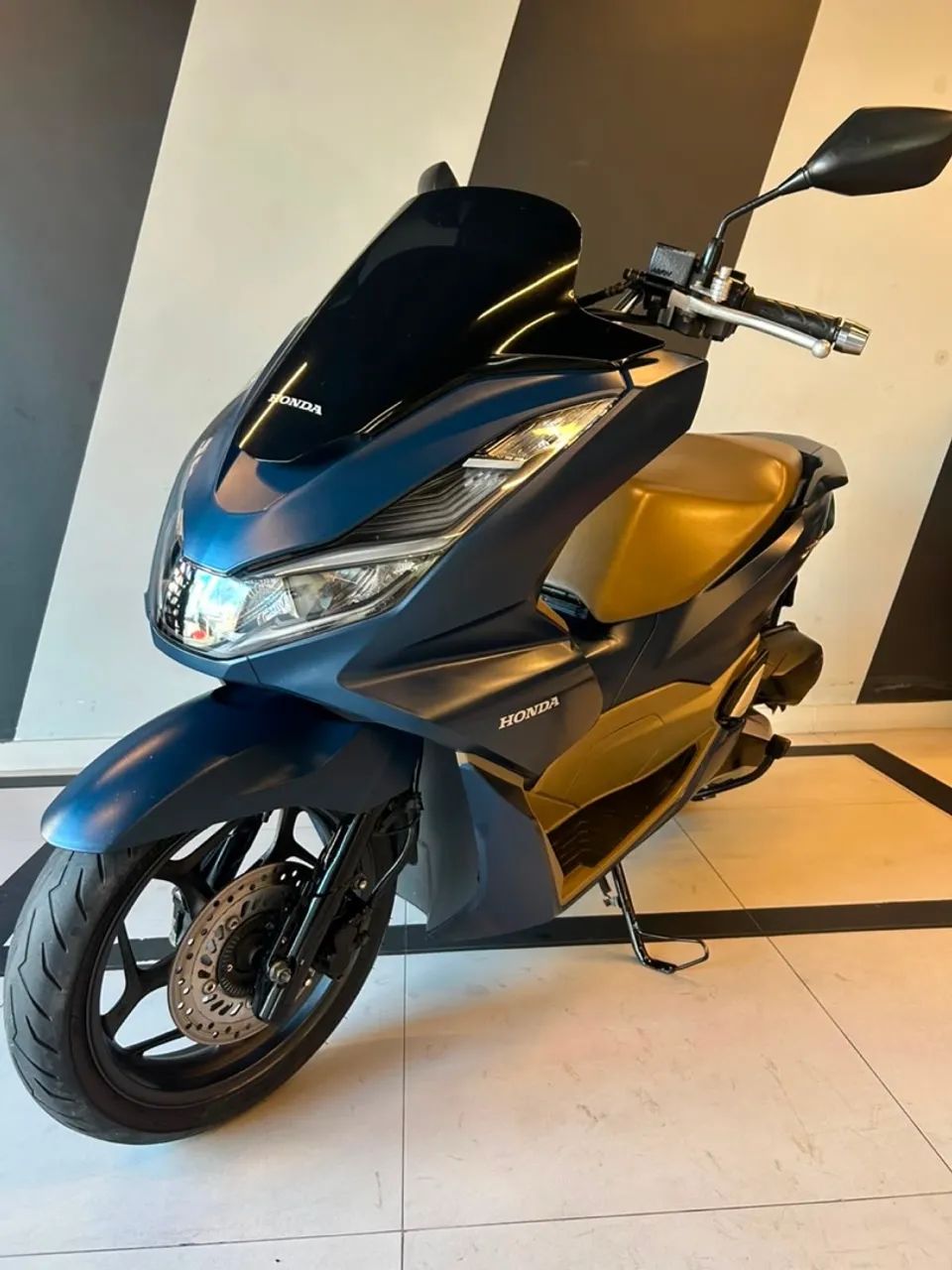 Pcx DLX 2024  - Foto 4