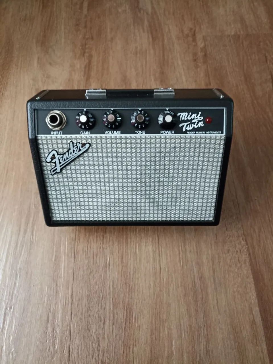 Mini Amplificador Fender 