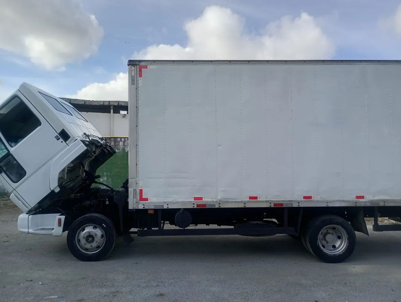 Caminhão Ford cargo 815 2004 - Foto 7