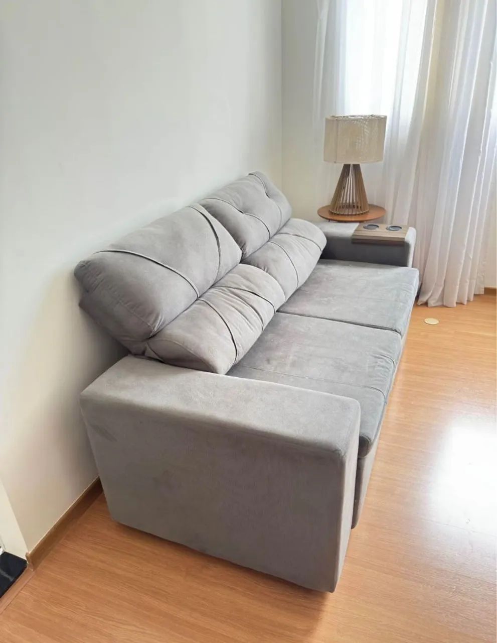 Sofá Confortável e Moderno