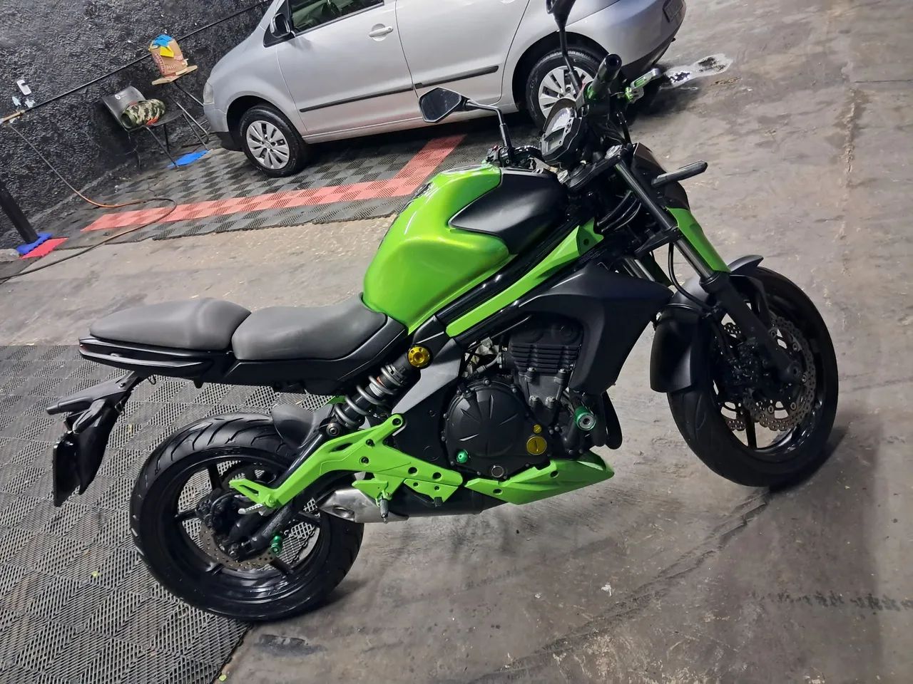 Kawasaki er6n 2014