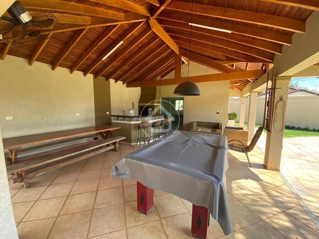 CASA COM 800M2 DE TERRENO, PISCINA COM GOURMET - Foto 5