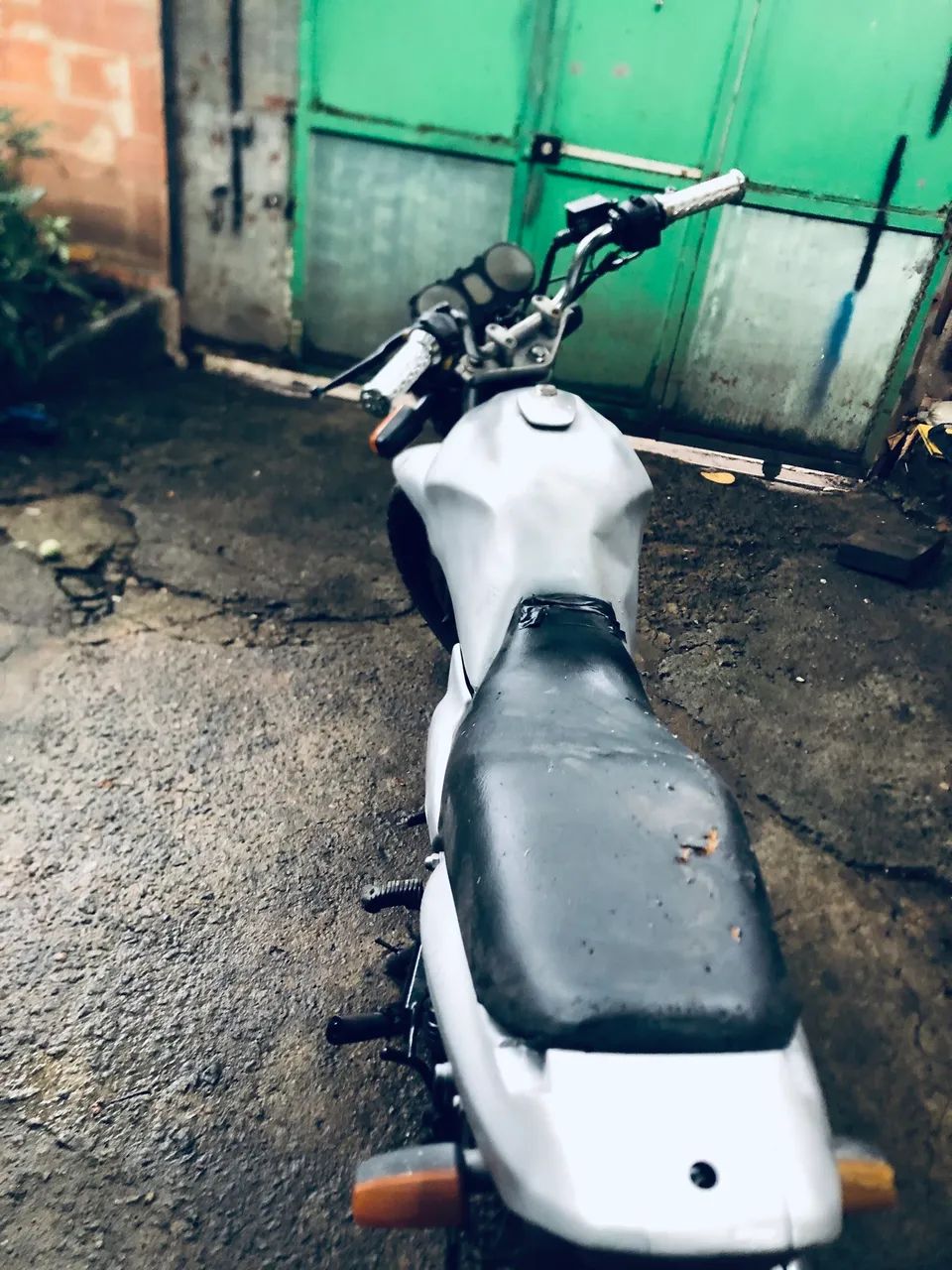 vendo essa moto documenta funcionando perfeitamente  - Foto 4
