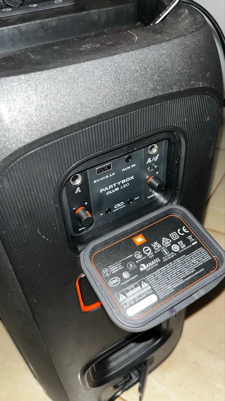 caixa de som Partybox JBL - Foto 4