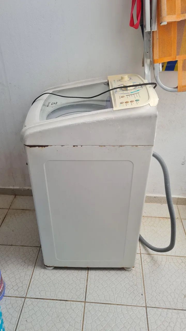 Máquina de lavar Electrolux LTD09 (usada com defeito) - Foto 3