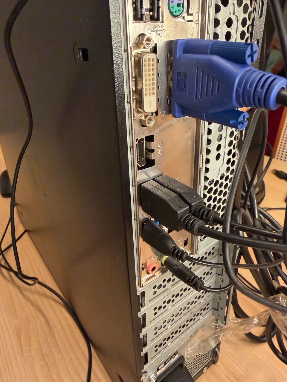 Pc positivo core i5 + ssd+ Hd + 8gb de ram + monitor 9,8 - Foto 5