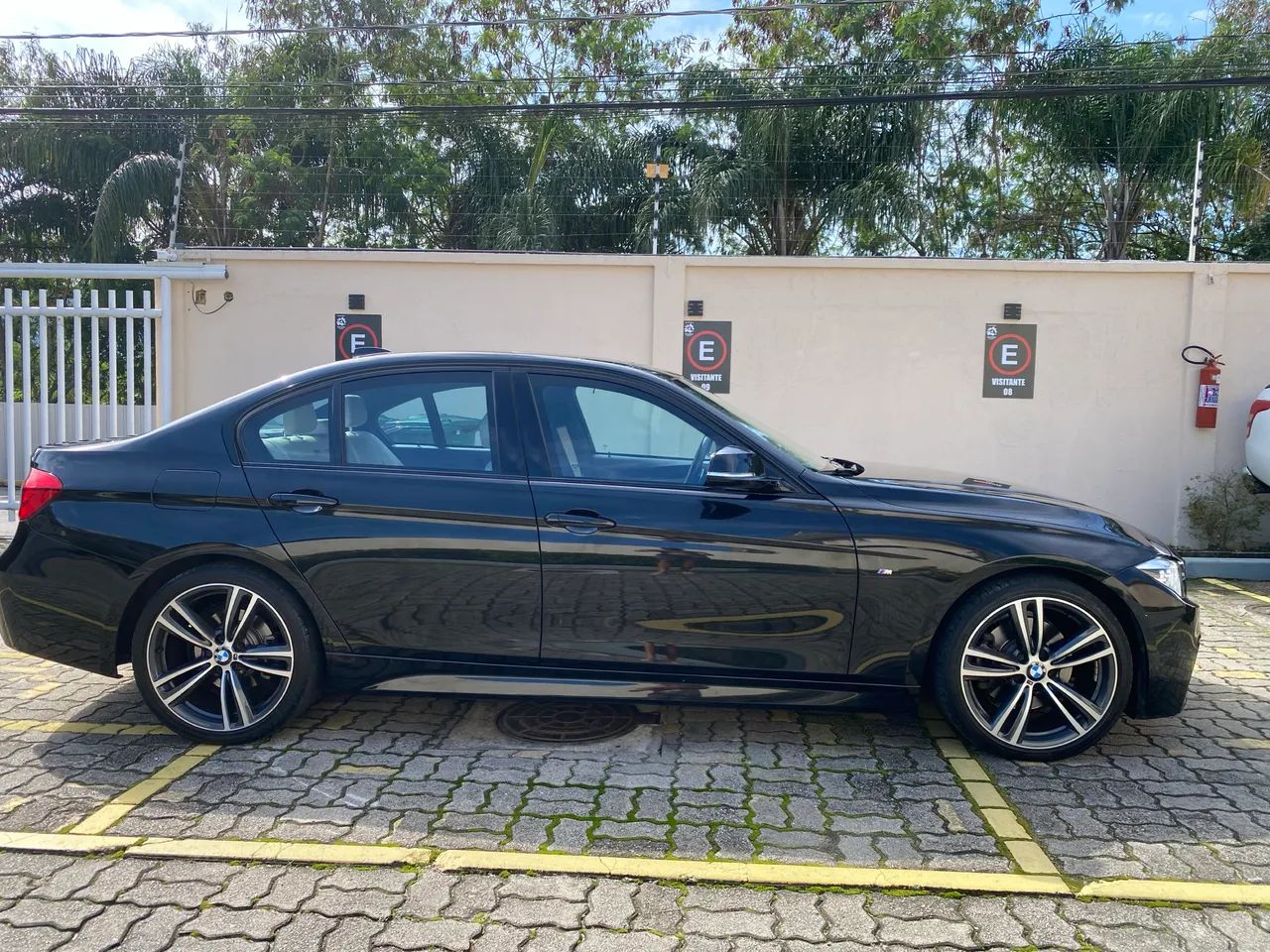 BMW 328I 2017