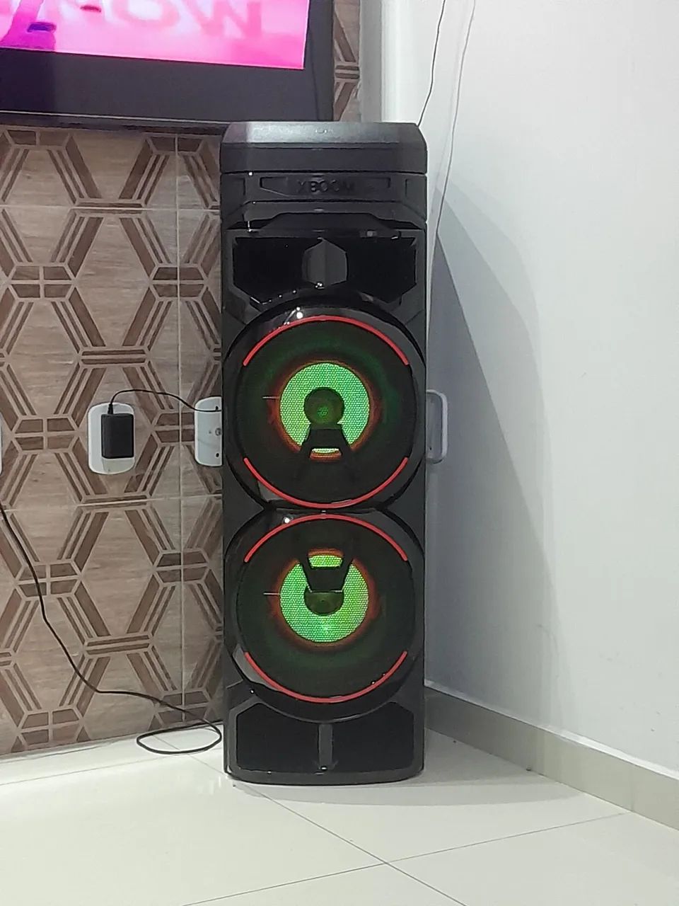 Caixa LG RNC9 2000 RMS  - Foto 3