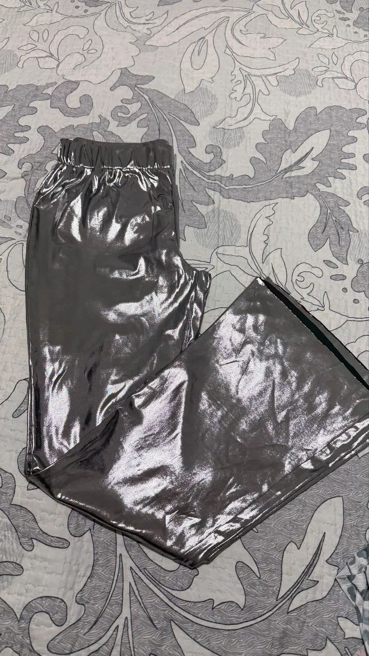 Calça ROCK IN RIO PRATA TECIDO CONFORTÁVEL 