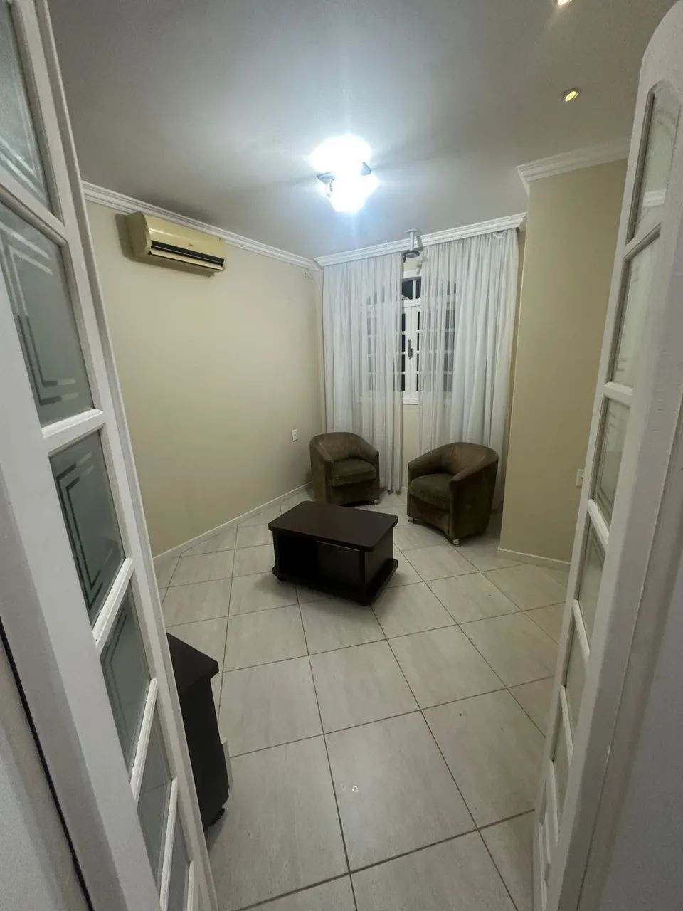 Alugo casa mobiliada com piscina direto com proprietário  - Foto 4