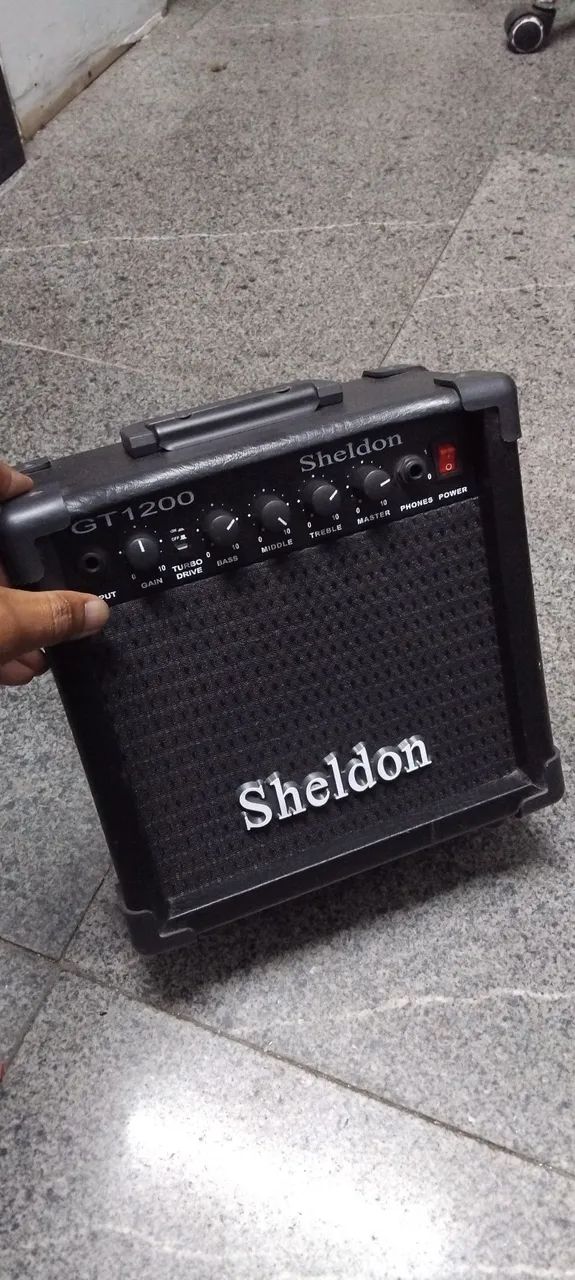 Vendo caixa amplificada 