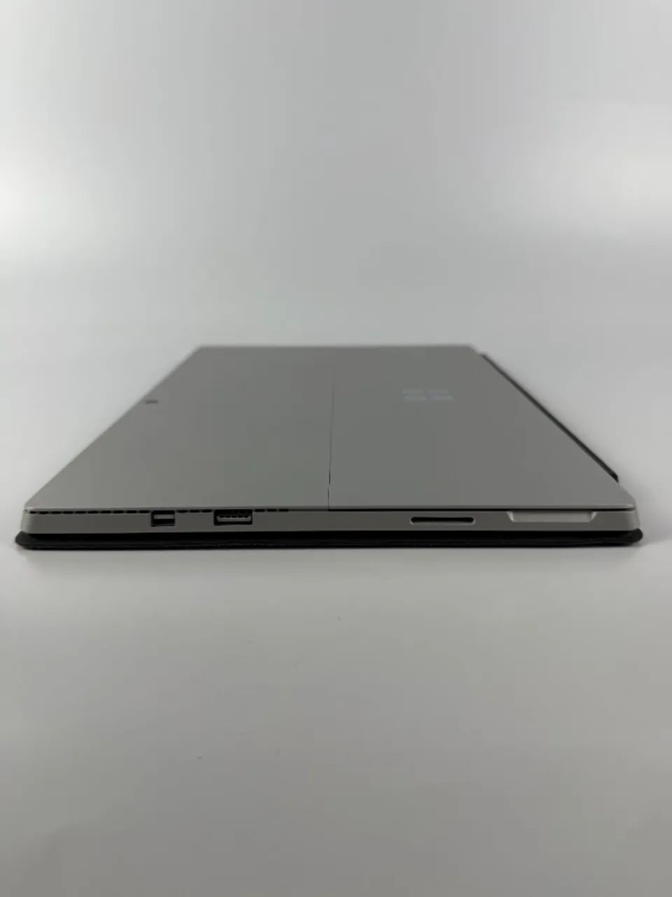 Microsoft Surface Pro 4 i5 4GB 128GB + Caneta + Capa + Carregador - Foto 5