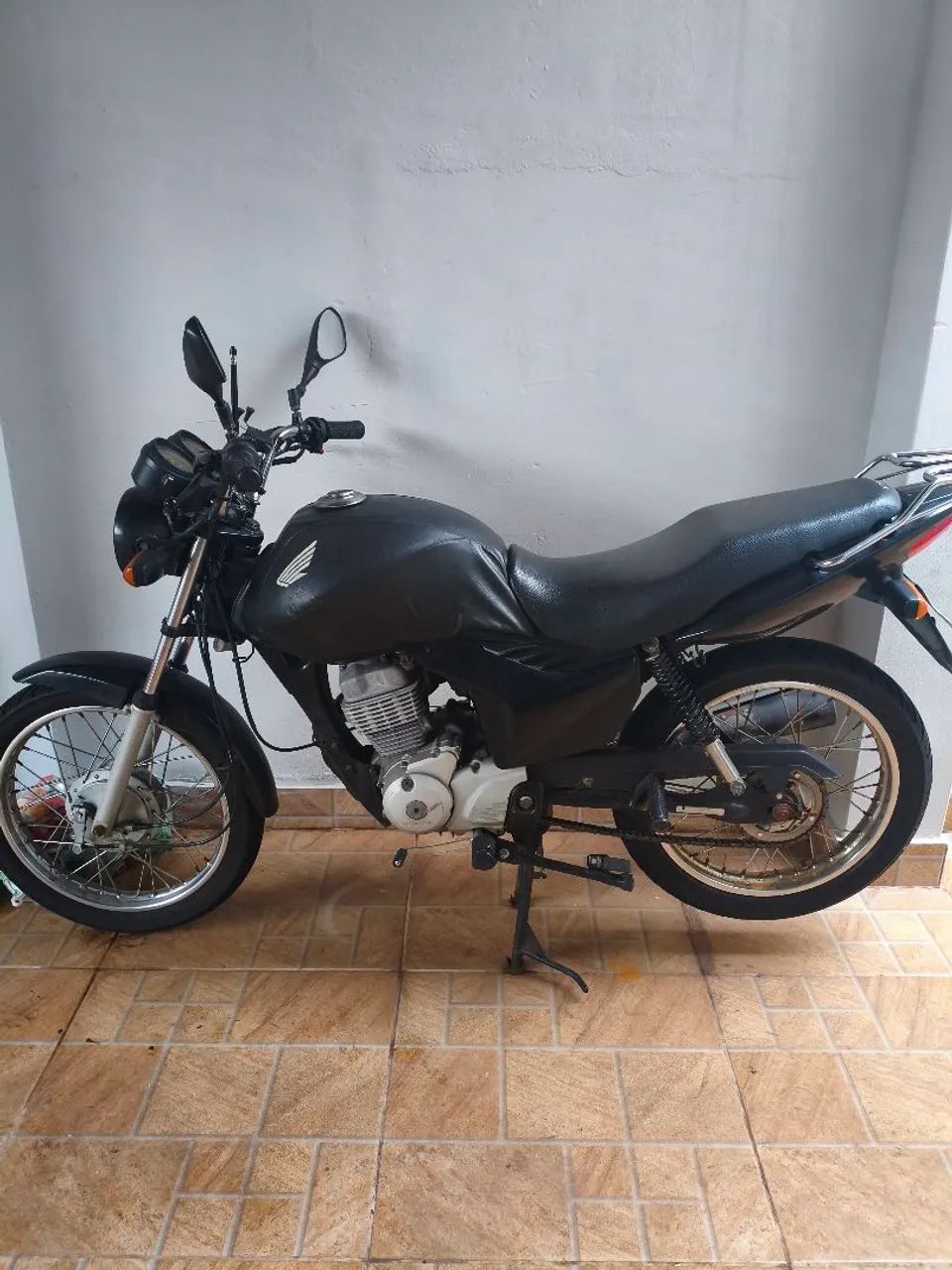 Moto bem conservada só pega e anda  - Foto 4