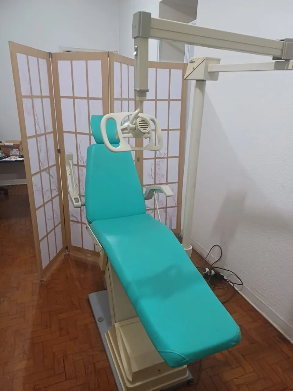 Vendo 2 Cadeiras odontológicas usadas. - Foto 4