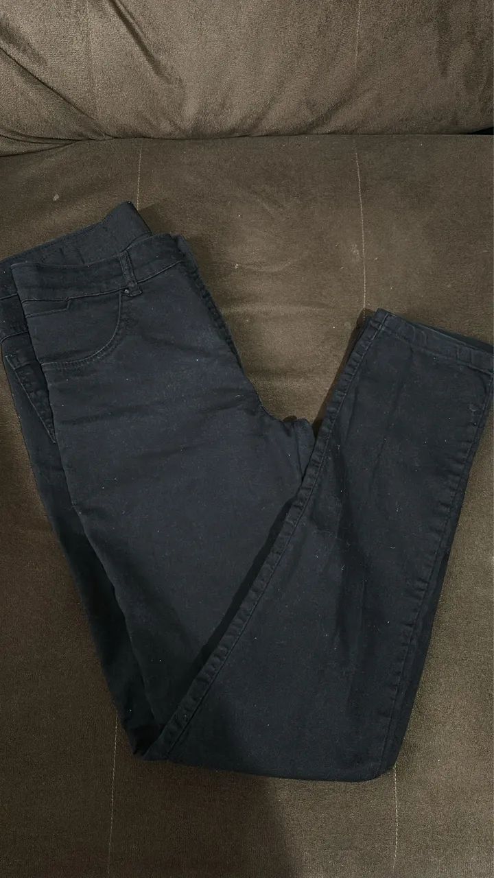 Calça skinny preta  - Foto 2