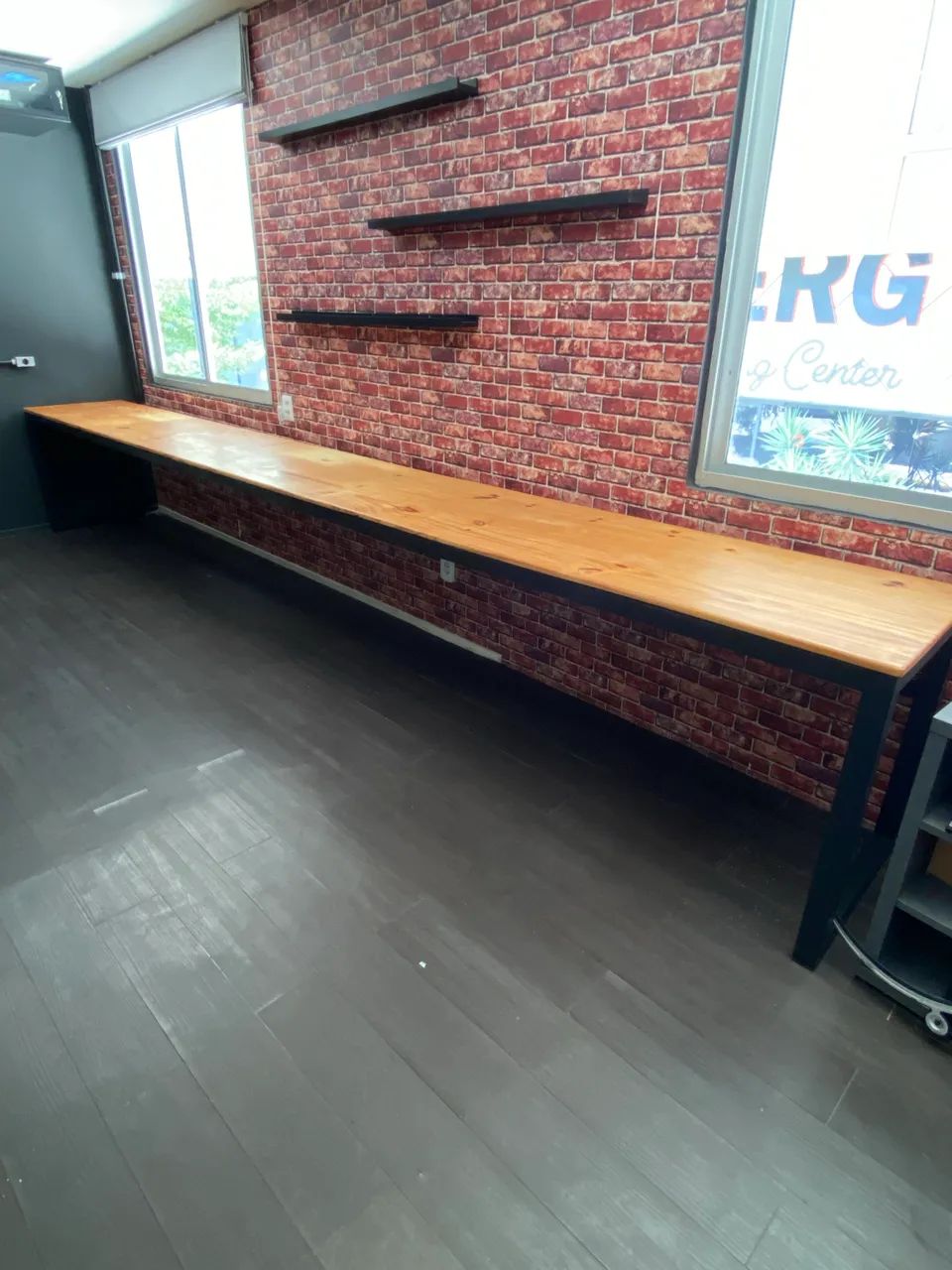 Mesa de metalon com pinus 4,8x0,58m  - Foto 3