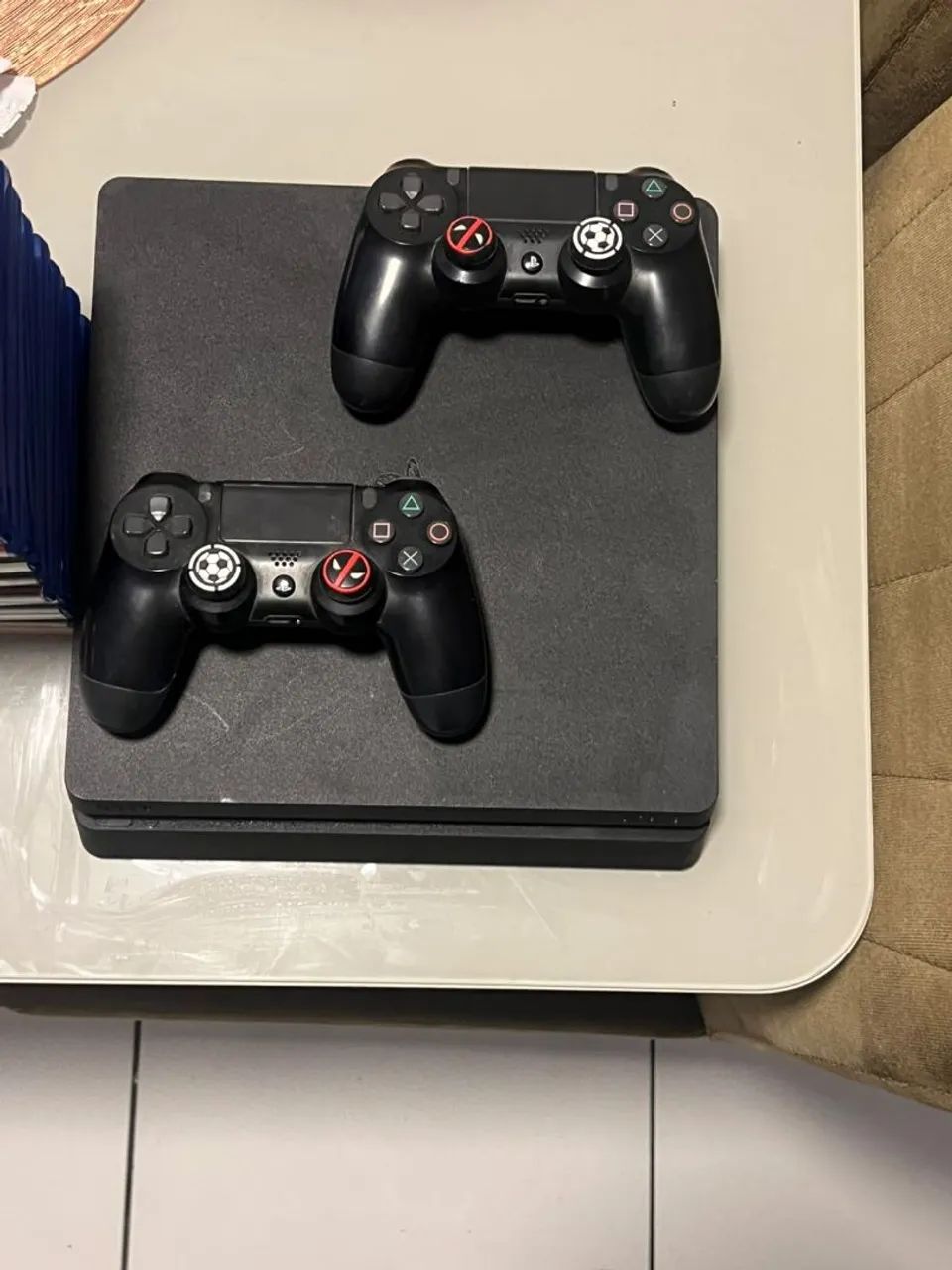 Playstation 4  + 16 jogos de mídia física  - Foto 3
