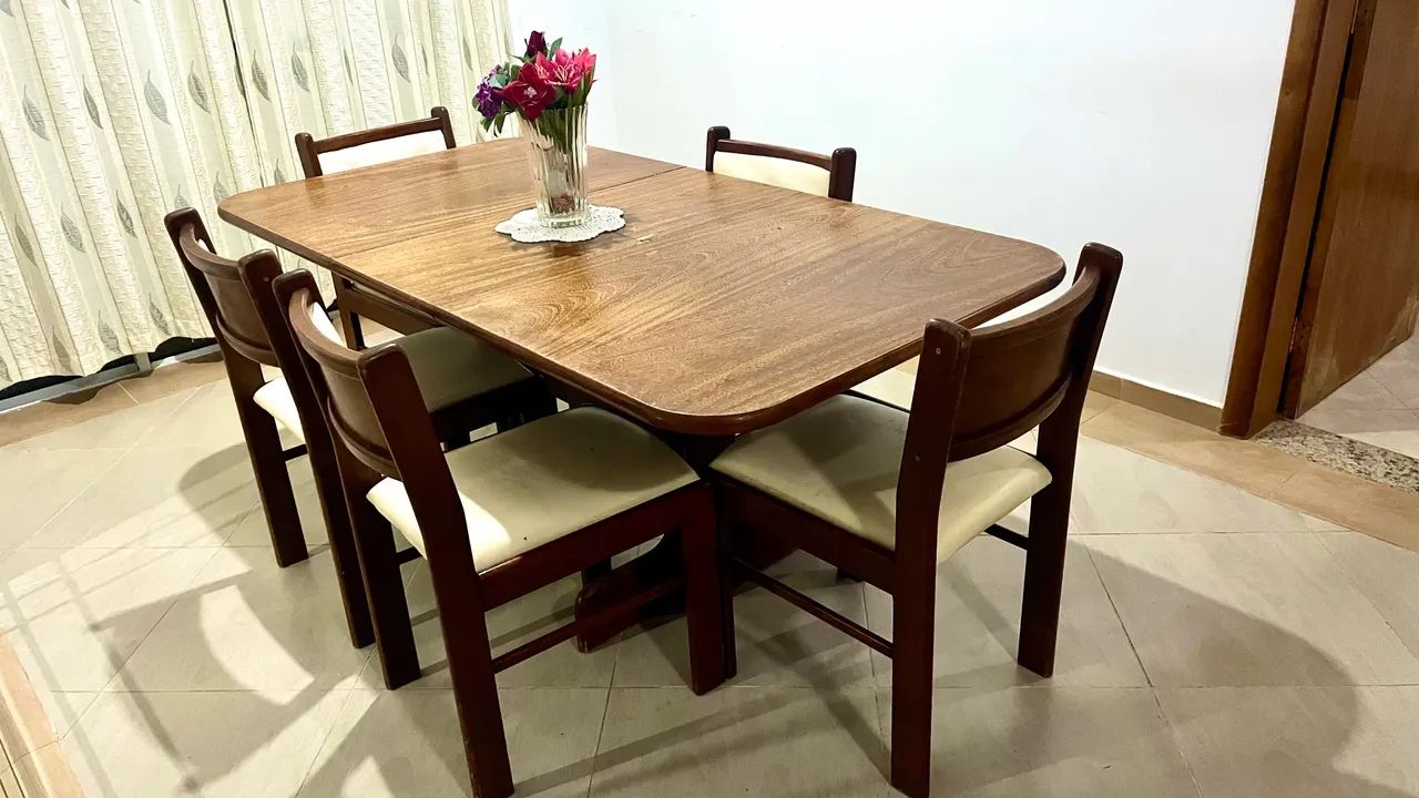 Conjunto Mesa De Jantar Extensível Em Madeira Maciça + 5 Cadeiras Estofadas - Foto 4