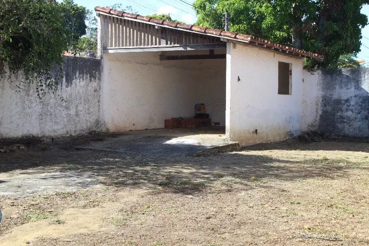 ?Casa 2 quartos, 2 banheiros e quintal  - Foto 3