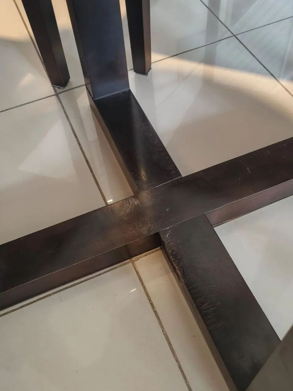 Mesa de jantar e cadeiras - Foto 2