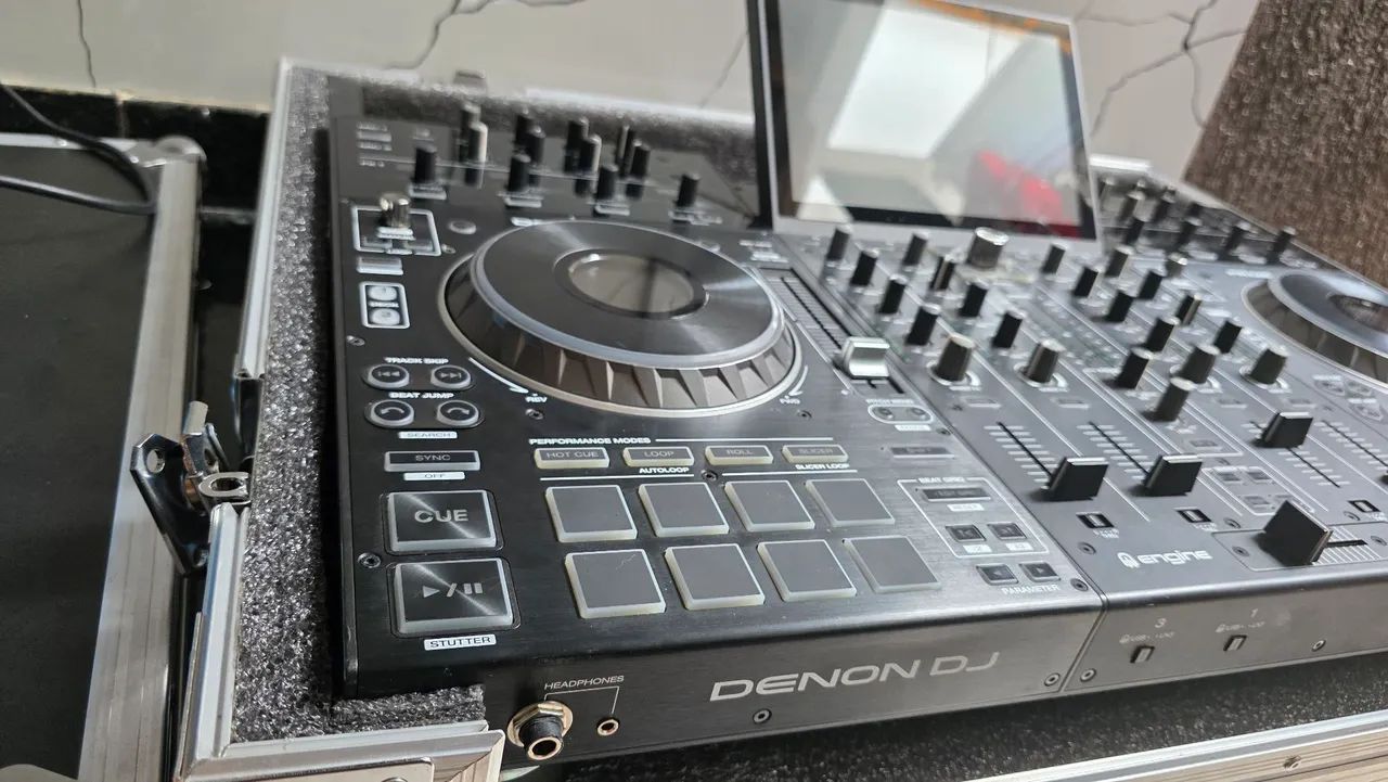 Controladora DJ Denon Prime 4 + Case - Standalone Profissional 4 Canais - Foto 6